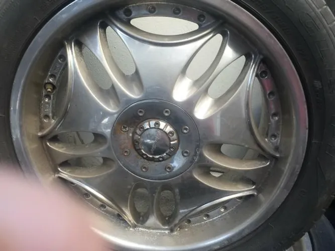 Roda aro 18 Estrela Helix Polida multi furo de 4 furos jogo