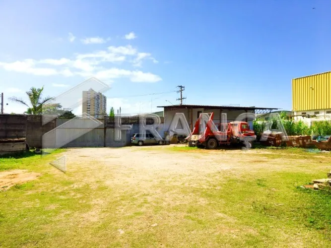 Vende-se Terreno com 3.400m² em Ataíde, Vila Velha/E.S