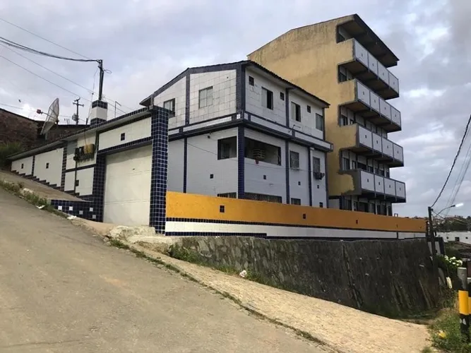 PONTE DOS CARVALHOS FLATS / 30 M2 / C Suits novos em condomínio fechado 