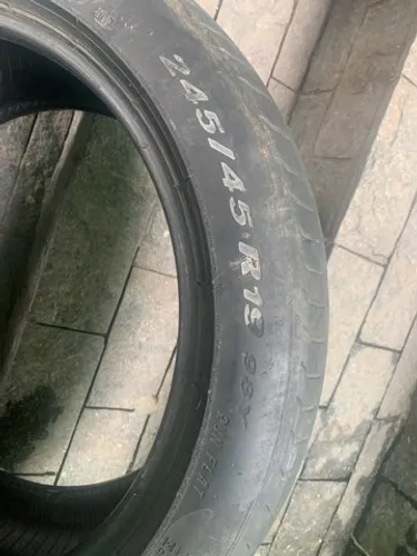 Pneu 245 45 19 pirelli Run Flat