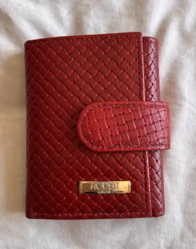 Carteira Feminina em Couro - Feita à Mão