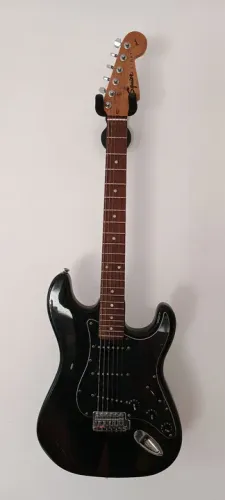 Guitarra Fender Squire