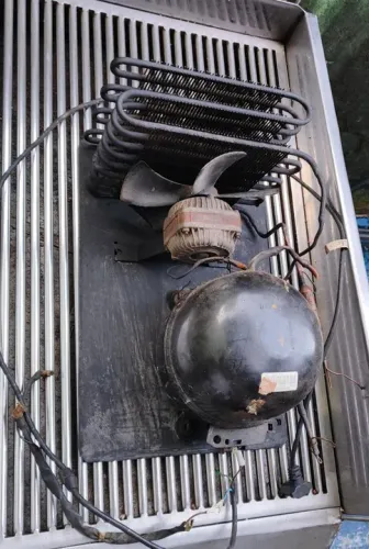 Motor de freezer de duas pontas