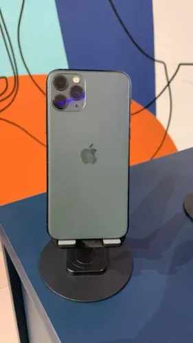 iPhone 11 Pro Semi-Novo 64GB Verde Saúde de Bateria 83%
