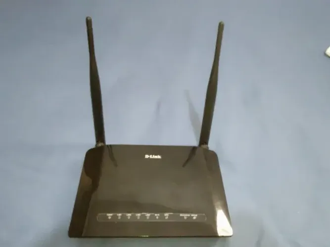 Roteador D-link Dsl-2740E /2 Antenas 5 Dbi /com Fonte