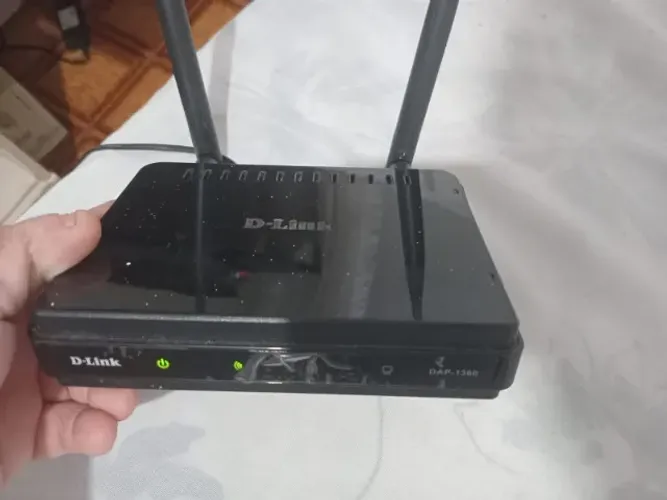 vende-se 2 roteadores e 1 switch