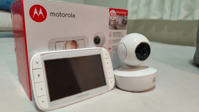 Babá Eletrônica Motorola com Câmera e Monitor LCD