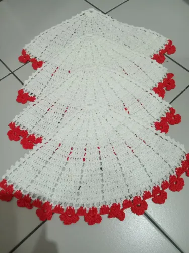 Kit 4 toalhas de Crochê Branco e Vermelho