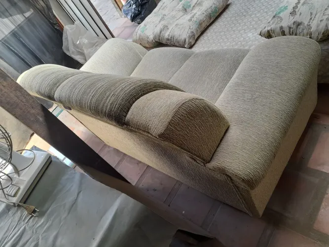 Conjunto de sofás de 2 e 3 lugares