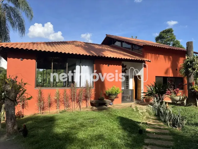 Casa de condomínio em Nova Lima