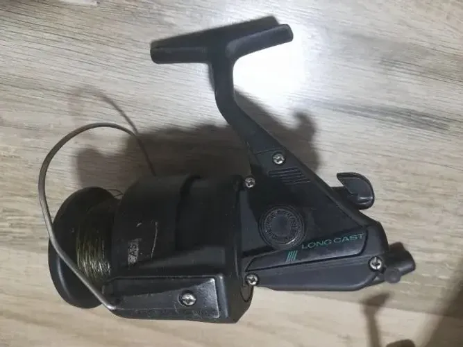 Molinete - Daiwa Long Cast 6000 grande