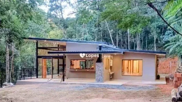 Casa em Araras com 3 suítes à venda, 150 m², Terreno 5.000 m², por R$ 2.020.000 - Jrd Arar