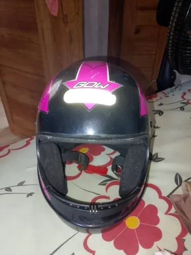 Capacete sem viseira 