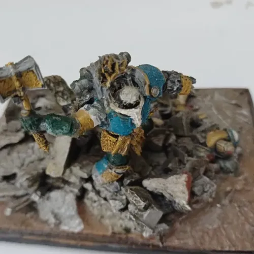 peça de diorama , figura espacial montada e pintada