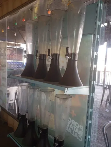 Vende-se Torres de Chopp 3,5 ltos Marca Marchesoni Usadas Novas. Preço Unitário.