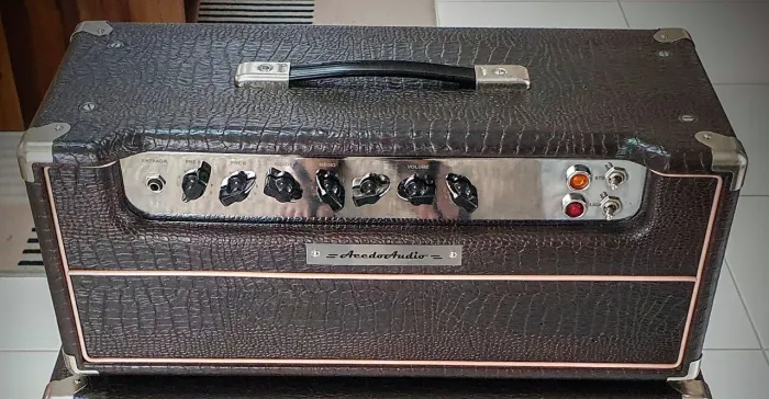 Amplificador   Guitarra  Valvulado 20 watts Acedo  Audio Mod 290 