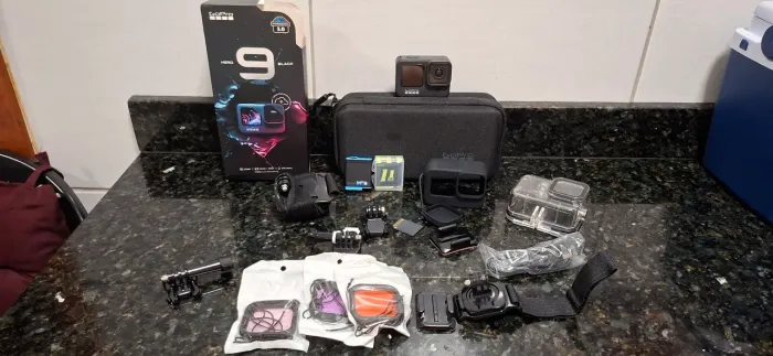 Gopro hero 9 black (quase sem uso)