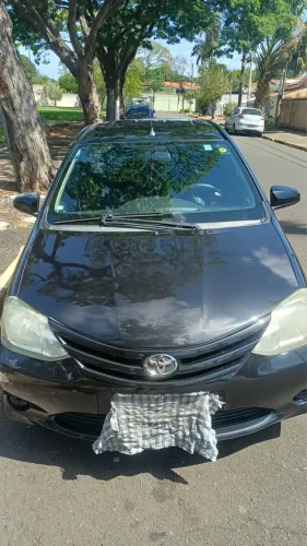 Toyota Etios XS Sedan 1.5 Flex 16V 4P Mec. 2014