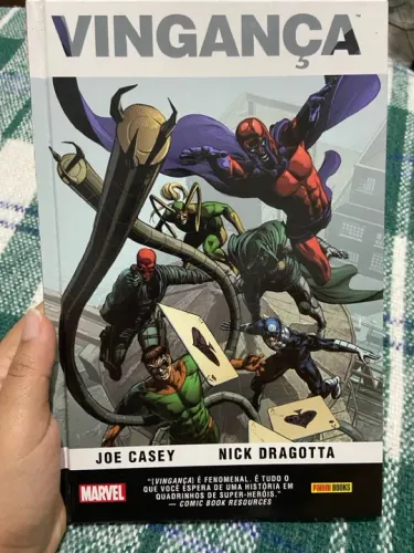 HQ VINGANÇA - CAPA DURA EM OTIMO ESTADO