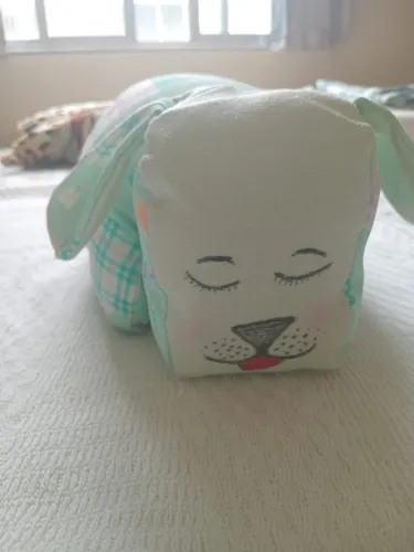 bichinho de pano/cachorrinho/brinquedo e travesseiro criança qdo abre as patinhas do cão