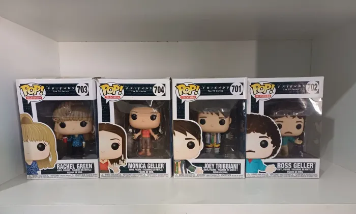 Funko Pop! Friends, Capitão América e Newt (Animais Fantásticos)