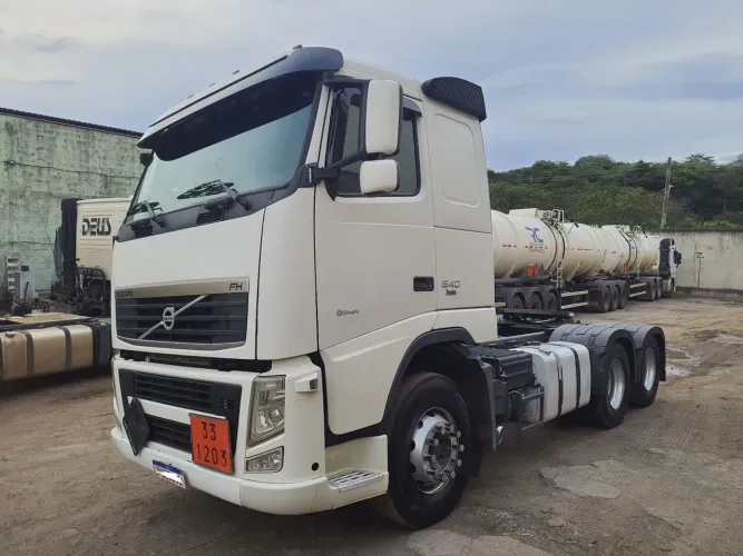 Volvo FH 540, 6 x 4, ano 2014, Ishift, Completo - 2° Dono