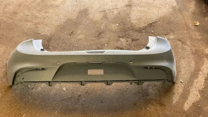 PARACHOQUE TRASEIRO FIAT ARGO COM SENSOR GENUINO FIAT 100237582