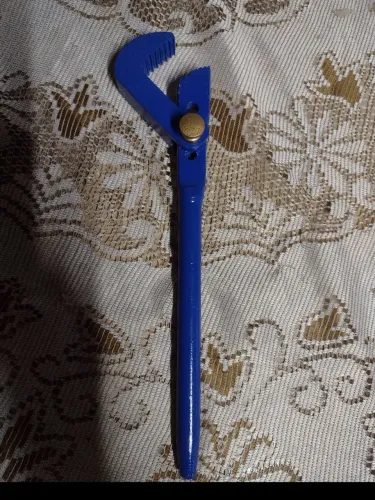 Chave de grifo antiga