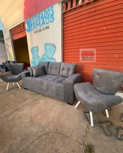 Kit completo sofá três lugares + duas poltronas canoas disponível a pronta entrega