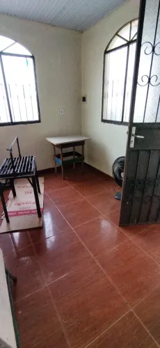 // Vendo Vila. Com 6 apartamentos no Educandos 