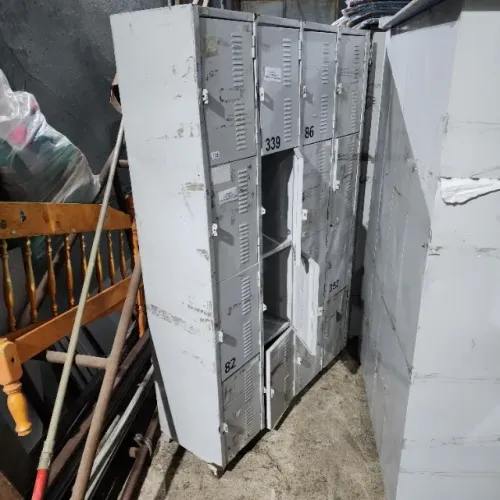 Armario Vestiario de Ferro 16 Portas Usado