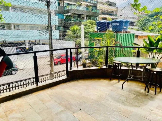Jardim Oceânico | Apartamento 3 quartos, sendo 1 suite