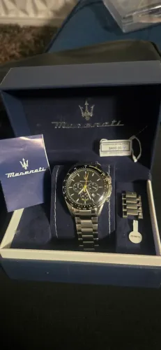 Relógio Maseratti autêntico com cx e certificado
