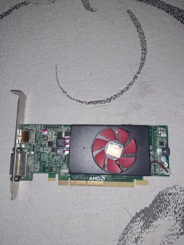 Placa de video R5 240 1G