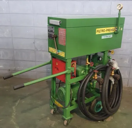 Maquina De Filtragem de Óleo Diesel S10 e Diesel S500 7x7 Standart Com 13 Placas