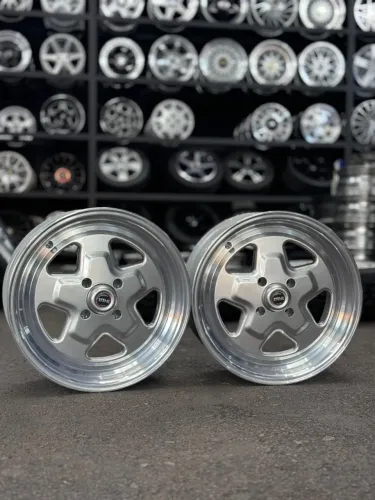 Rodas aro 15 PRO STAR furação 4X100