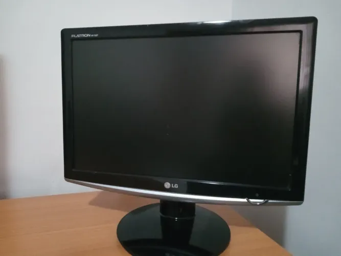 Monitor LG de 17 polegadas 