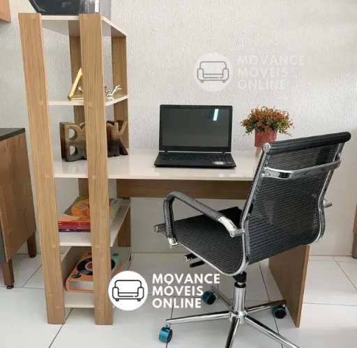 Escrivaninha com Prateleiras Nova