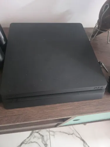Ps4 slim