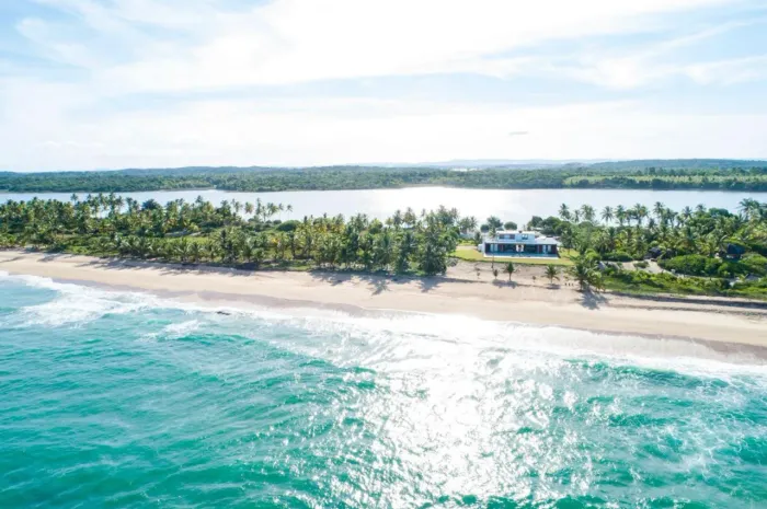 Casa para venda em MARAU com 5 quartos, sendo 5 suítes, 900m²