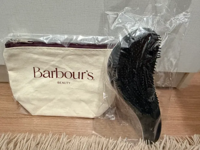 necessarie barbour?s + escova mágica - NOVA