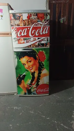 Vendo um frizer Bosch em ótimo estado