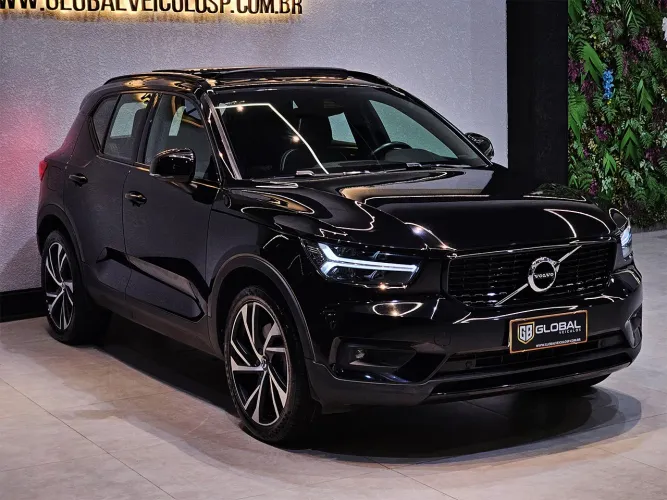 Volvo XC40 XC 40 T-5 Híbrido R-design 1.5 262cv FWD 2021