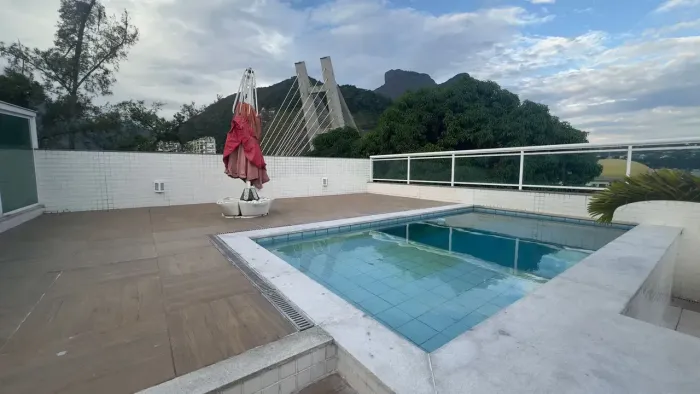 Duplex para venda com 400 metros quadrados com 3 quartos em Barra da Tijuca - Rio de Janei