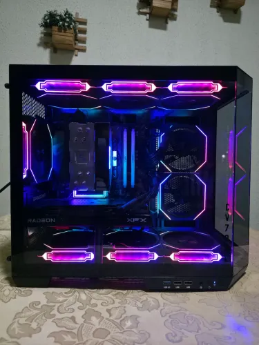 PC GAMER R7 5700X RX 6650 XT 8GB OC 32GB 850WGOLD 12 ARGB - NOVO c/GARANTIA WiFi 7 e BT!