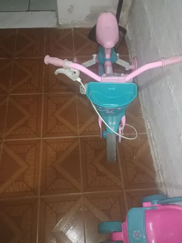 Vendo bicicleta feminina infantil 