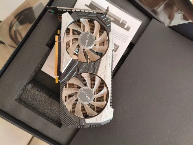 Placa de vídeo geforce 2060 super Galax 8gb