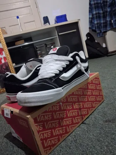 Vans Knu Skool