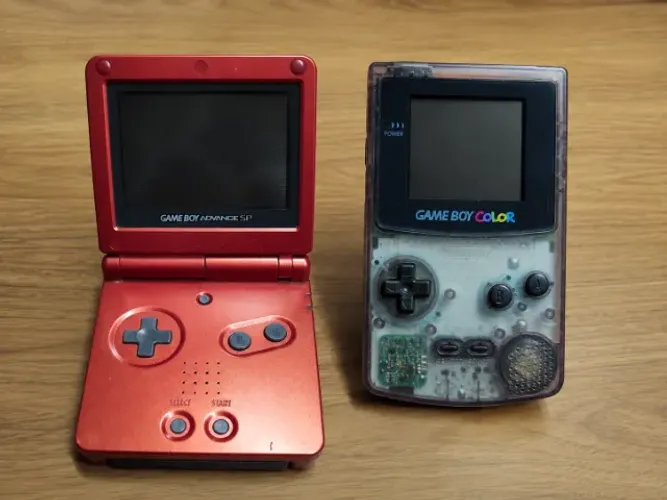 Game boy advance sp vermelho + Game Boy Color