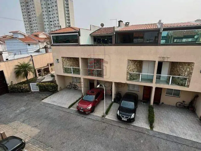Sobrado à venda - Condomínio fechado, 2 Dormitórios, 2 suítes, 1 vaga - Vila Ema